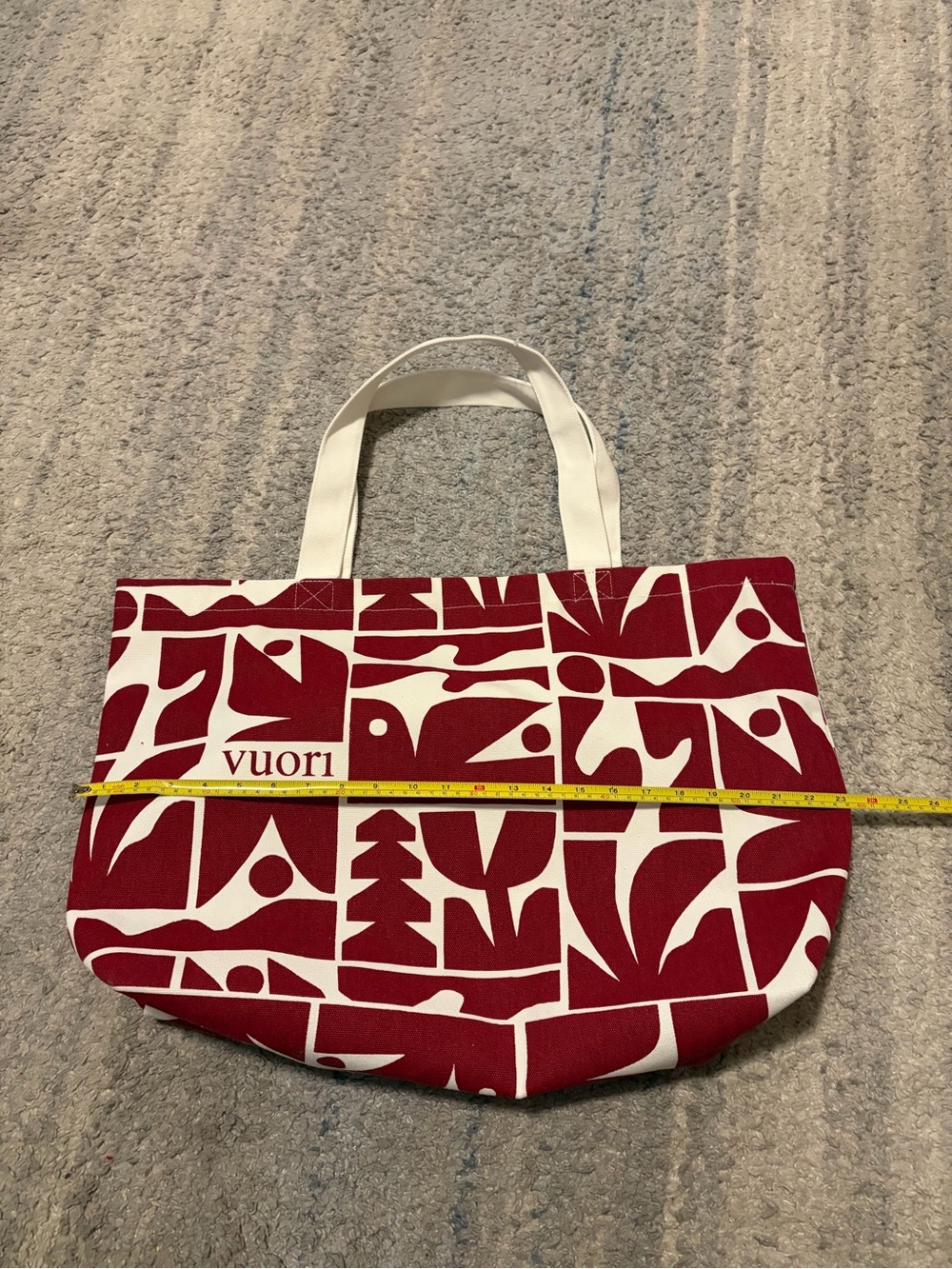 Vuori Limited Edition Holiday Graphic Canvas Tote Bag Red White Eco - Picture 4 of 6